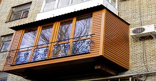 Внешняя отделка балкона Сосновый Бор цена от 1044 руб. м/2.